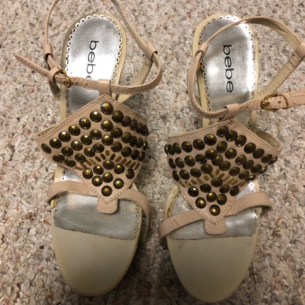 BEBE HEELS! Nude